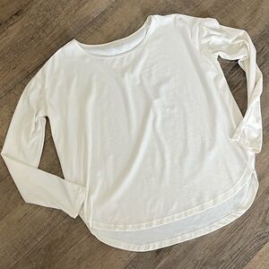 Old Navy Activewear Classic Cream Long Sleeve Top size XS
